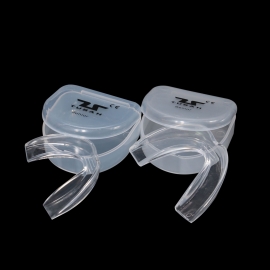 Protège-dents de base, Tusah