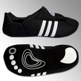 Chaussons d'intérieur adidas